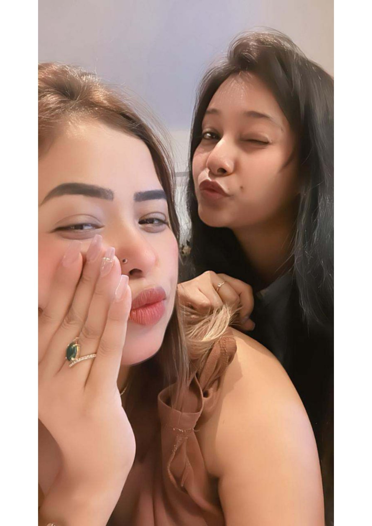 /storage/photos/1/three-some/SISTER THREESOM AVAILABLE_page-0004.jpg